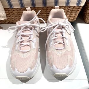 Nike AirMax 200 soft pink!!
